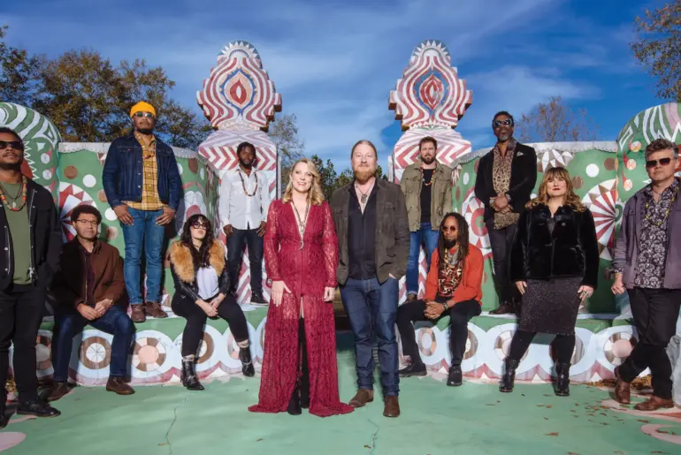 Tedeschi Trucks Band - Ruoff Music Center - 08080808 2323 2025202520252025
